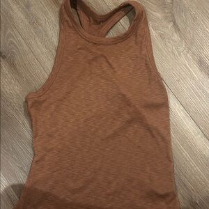 Vuori great condition tank top